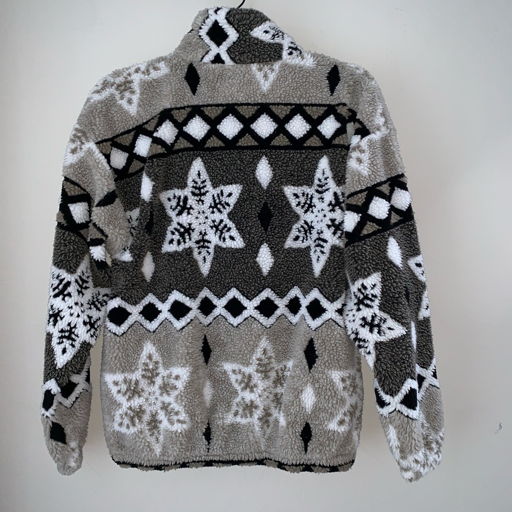 ❄️ Snowflake Jacket ❄️ - Picture 3 of 3